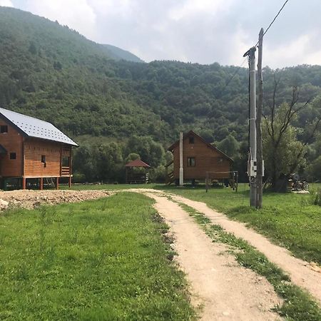 SipovoVikendica Na Plivi别墅 外观 照片