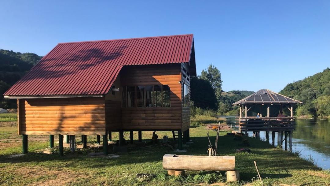 SipovoVikendica Na Plivi别墅 外观 照片