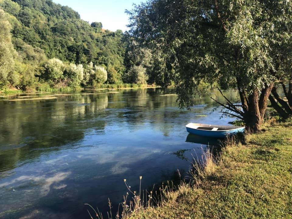 SipovoVikendica Na Plivi别墅 外观 照片