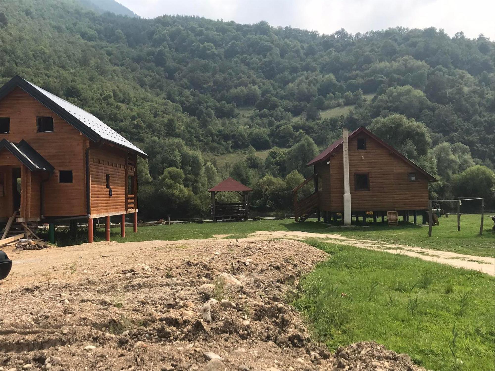 SipovoVikendica Na Plivi别墅 外观 照片